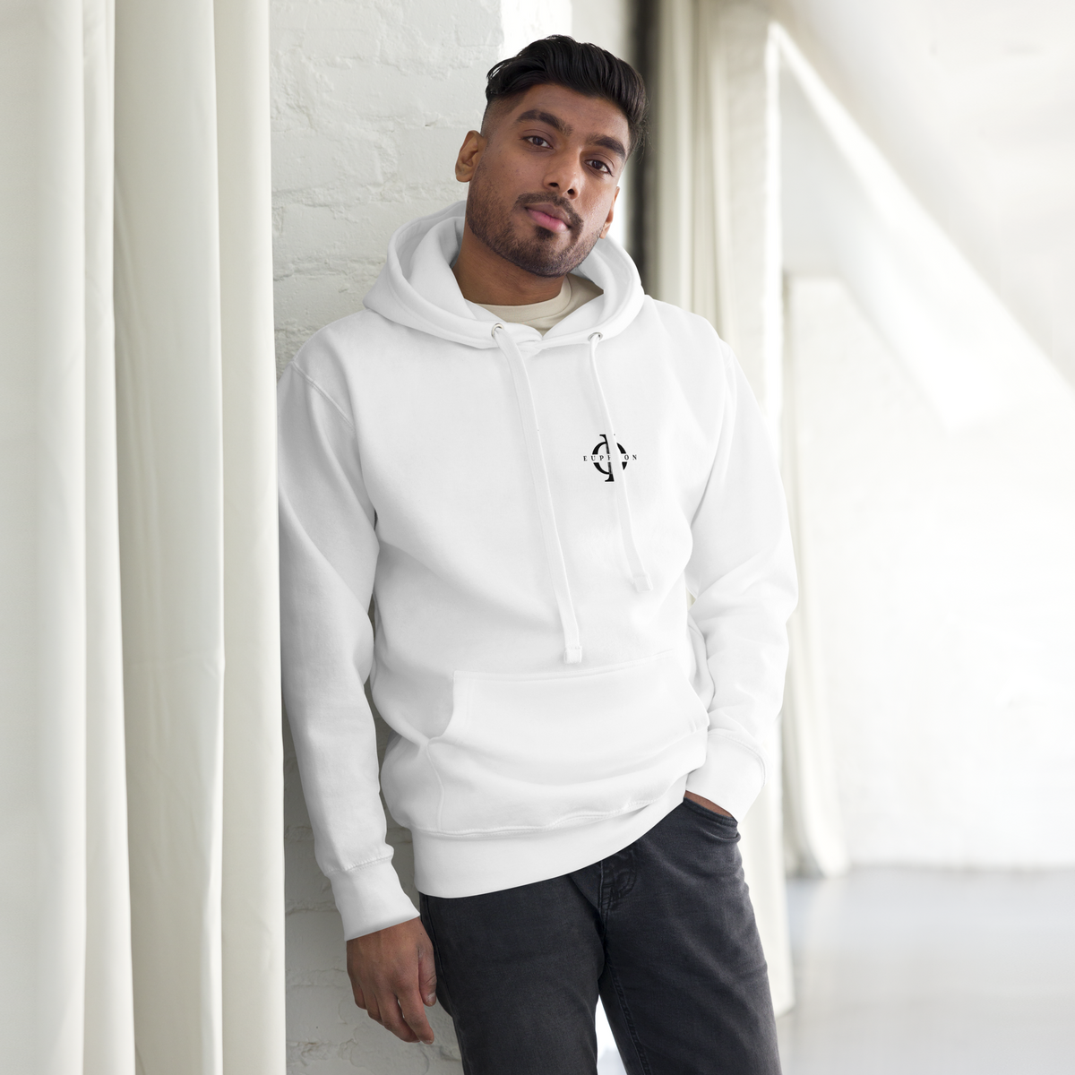 Hoodie Euphron « Euphron Classic » : signé du logo Euphron – vue de face