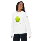 Sweatshirt Euphron « Ceci n'est pas une balle de tennis », coloris blanc : La Trahison des images de Magritte revisitée avec une balle de tennis
